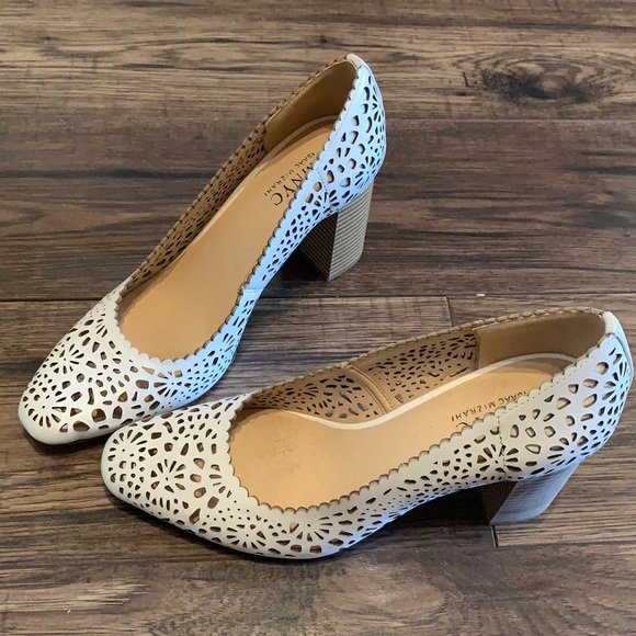 White chunky heels - Picture 2 of 3